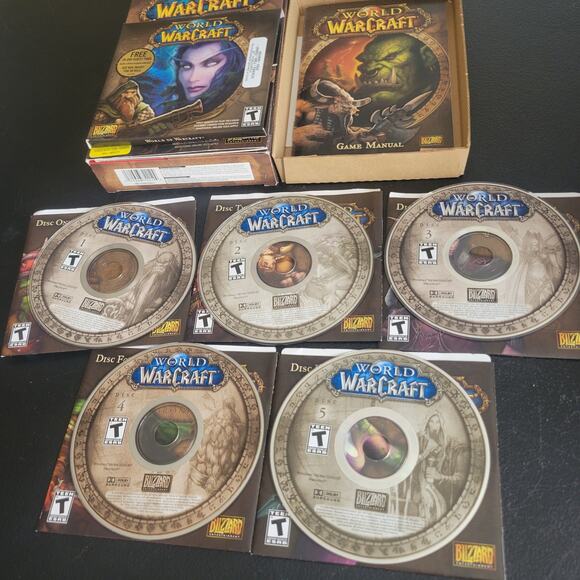 PC Game World of Warcraft 2004 release Macintosh version included Game of Year - Picture 2 of 9